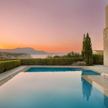 Gm - Karga & Nova Villa Almirida